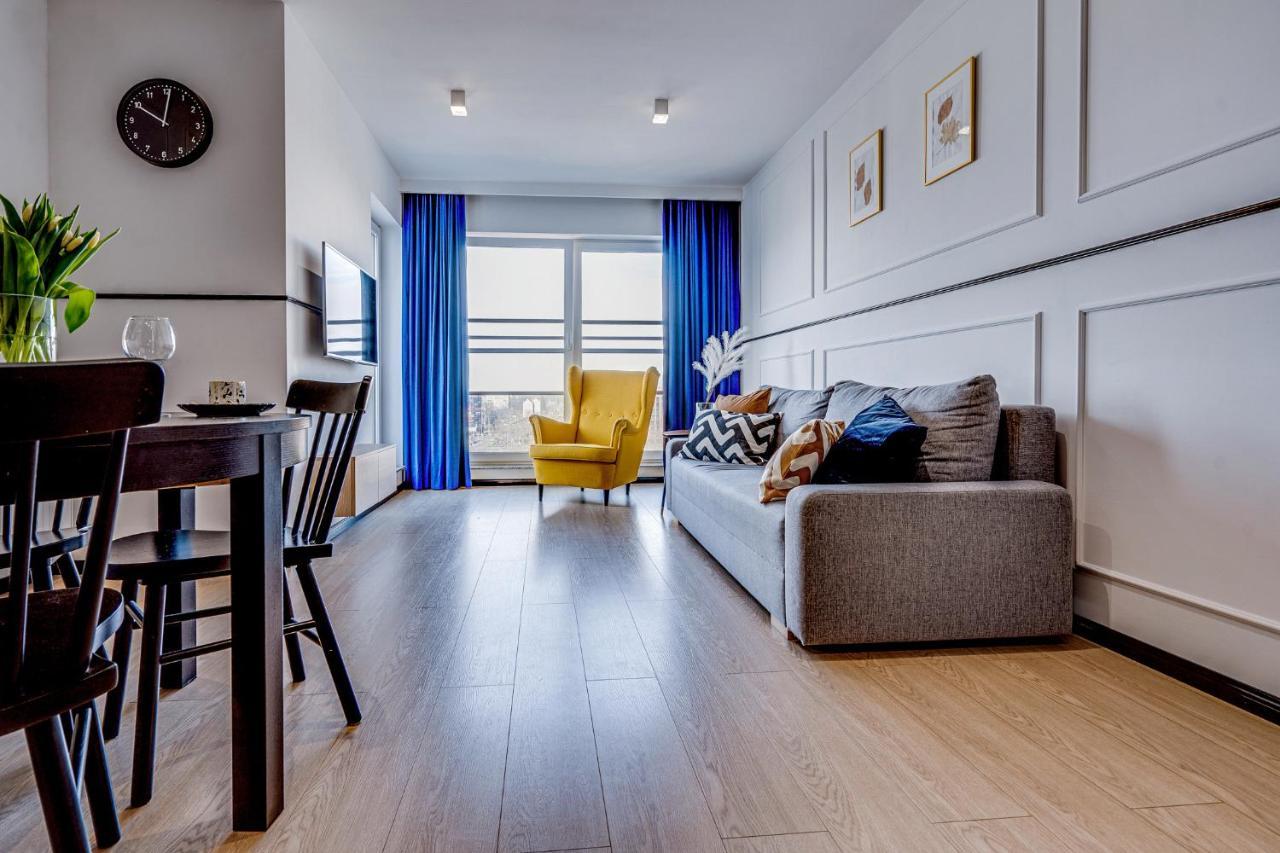 Apartament Piekny Widok, 15Min Od Rynku, Netflix, Garaz Free วรอตซวาฟ ภายนอก รูปภาพ