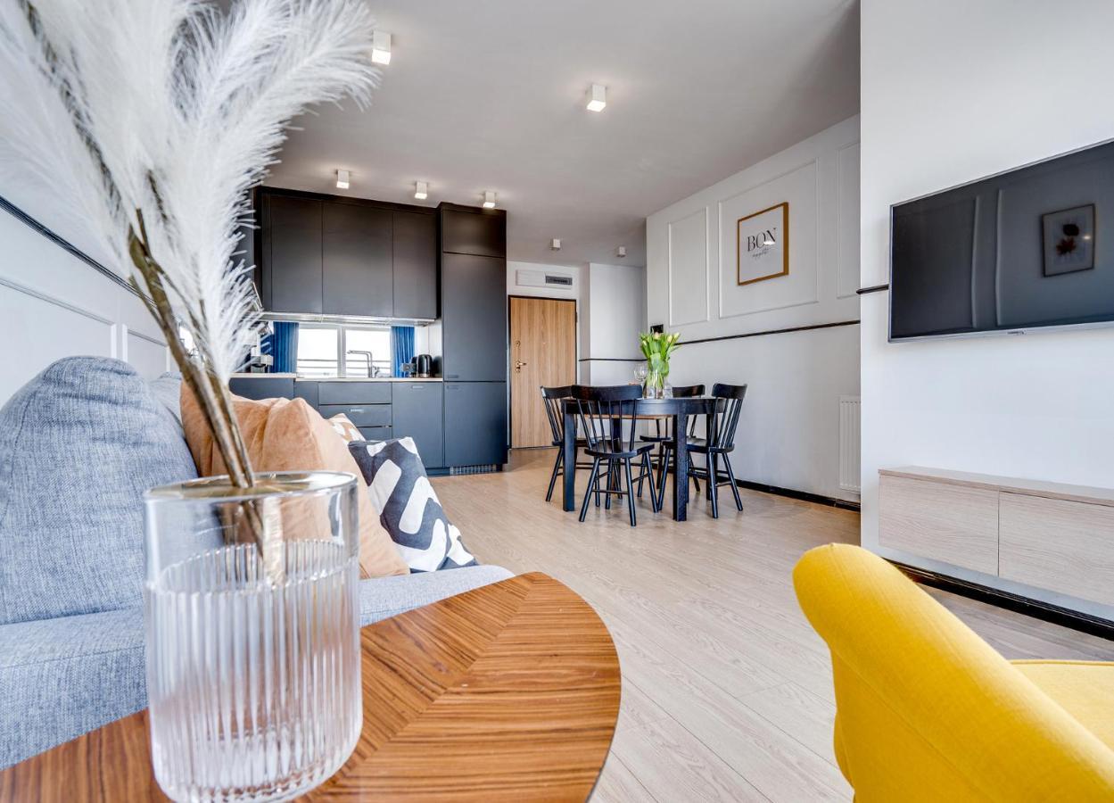 Apartament Piekny Widok, 15Min Od Rynku, Netflix, Garaz Free วรอตซวาฟ ภายนอก รูปภาพ