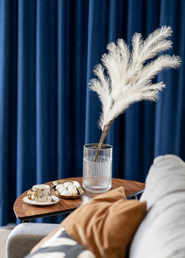 Apartament Piekny Widok, 15Min Od Rynku, Netflix, Garaz Free วรอตซวาฟ ภายนอก รูปภาพ