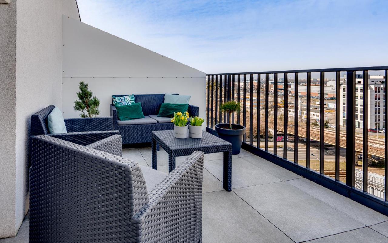 Apartament Piekny Widok, 15Min Od Rynku, Netflix, Garaz Free วรอตซวาฟ ภายนอก รูปภาพ